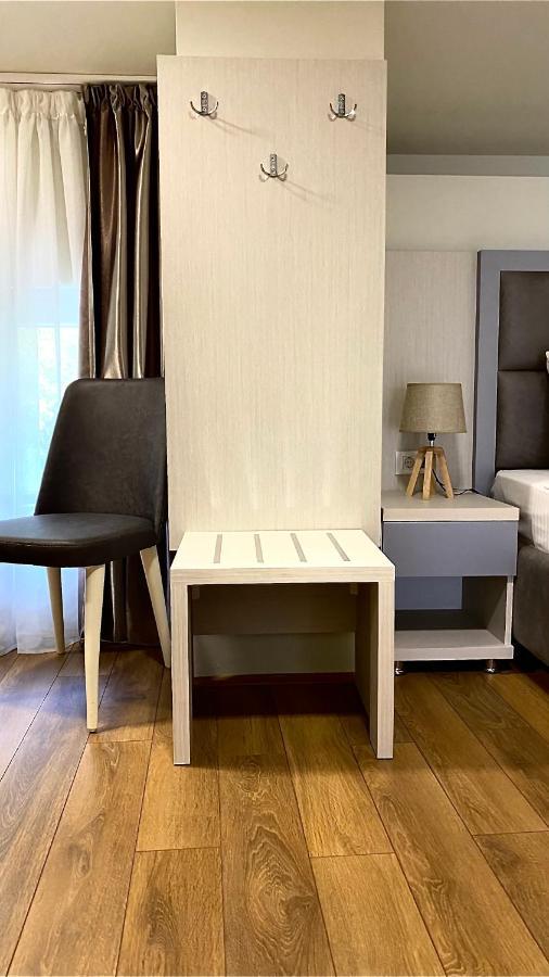 Hotel Olimpija plus Herceg Novi Extérieur photo