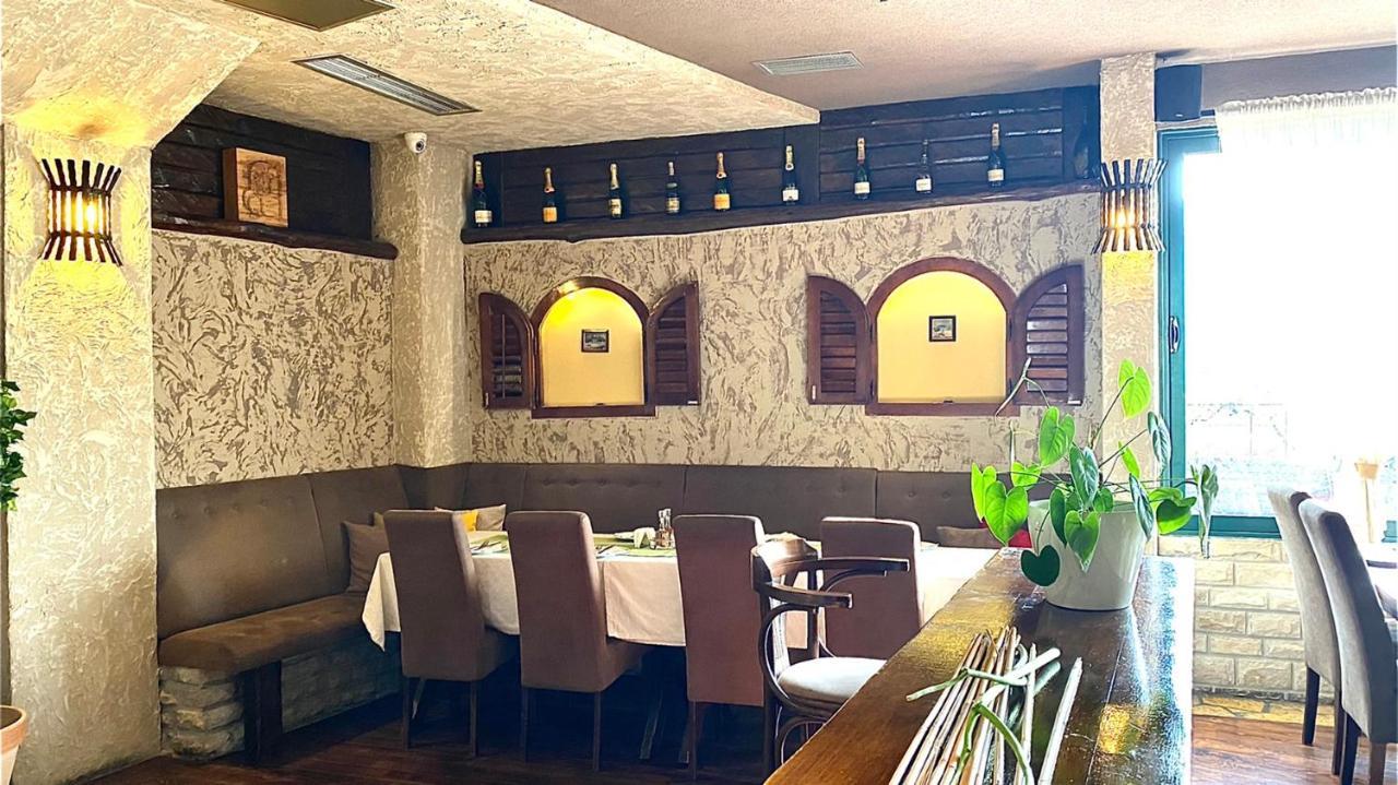 Hotel Olimpija plus Herceg Novi Extérieur photo